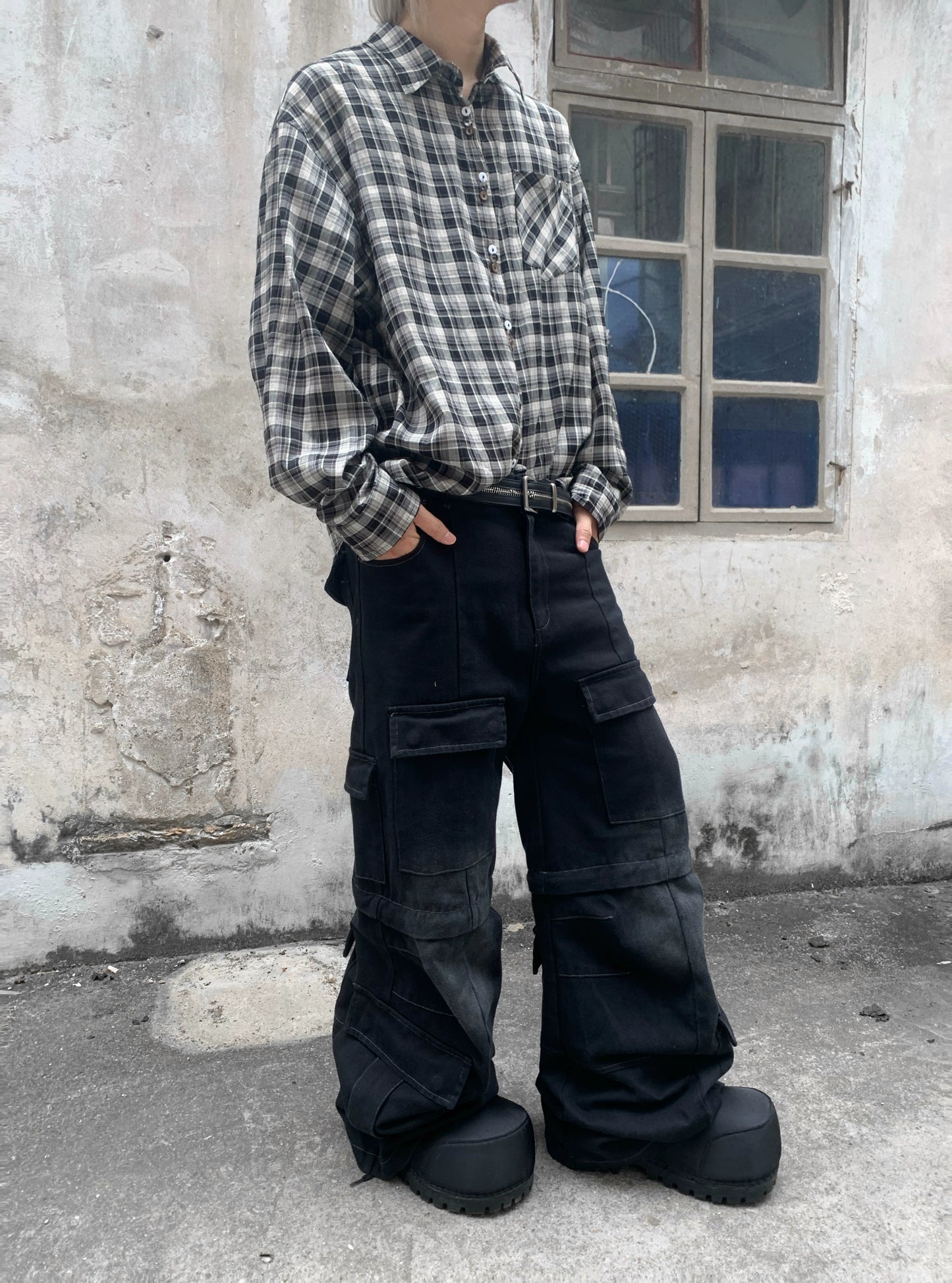 Detachable Multi-Pocket Washed Flare Denim Jeans WN22221