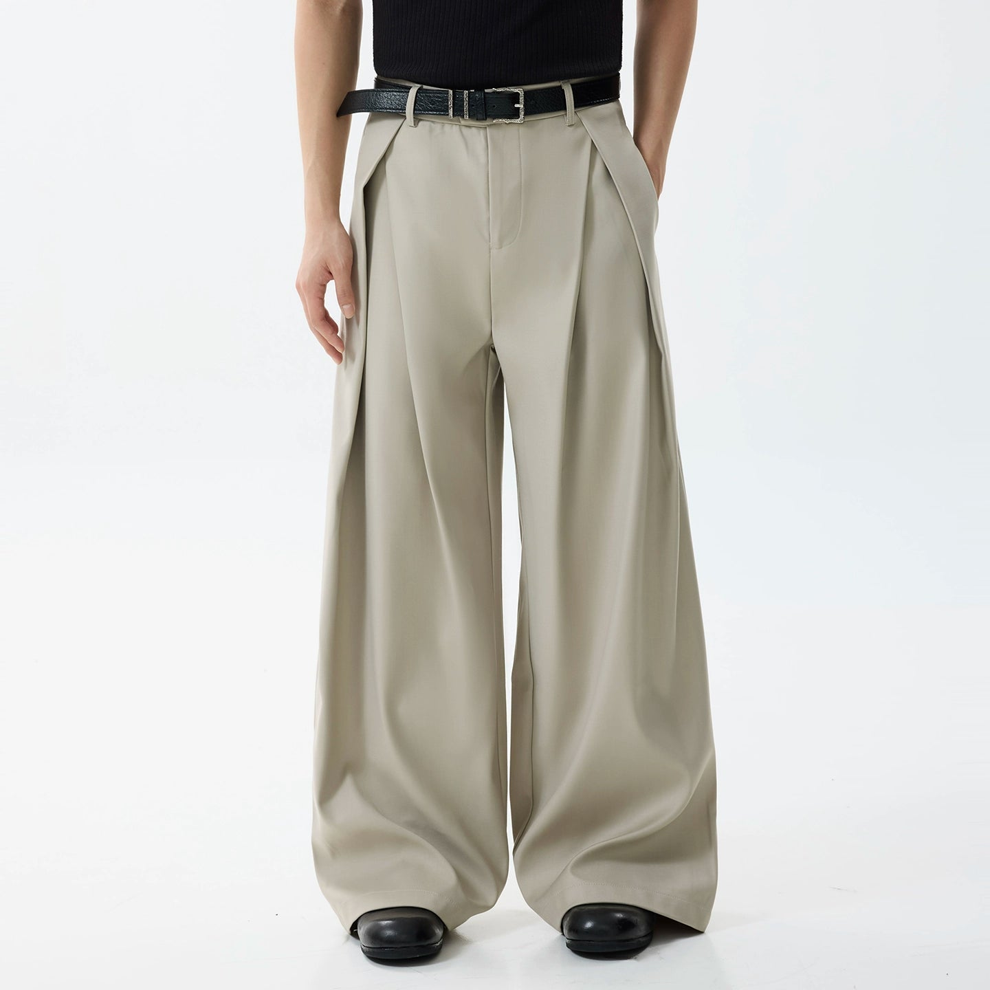 Pleats Curved Wide Leg Trousers WN21414