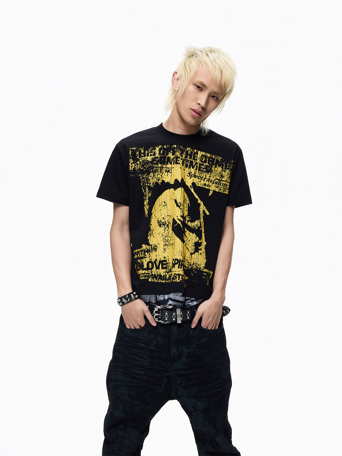Rock Band Print Washed Cropped Short Sleeve T-Shirt WN27353