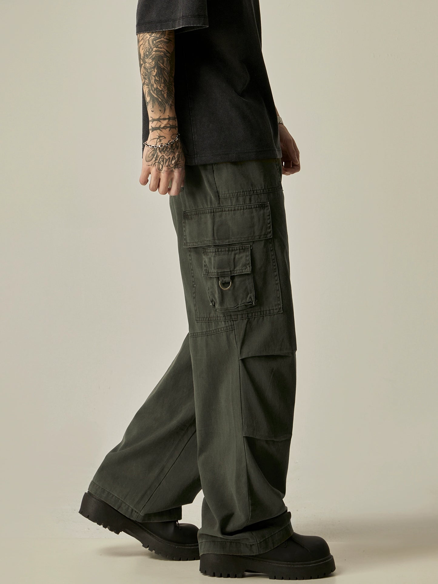 Multi Pocket Wide-Leg Straight Cargo Pants WN7749