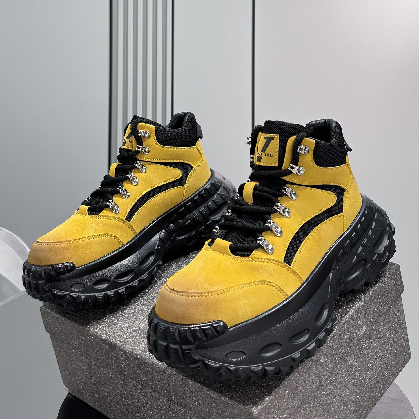 Chunky Platform Height Increase Boots WN24795