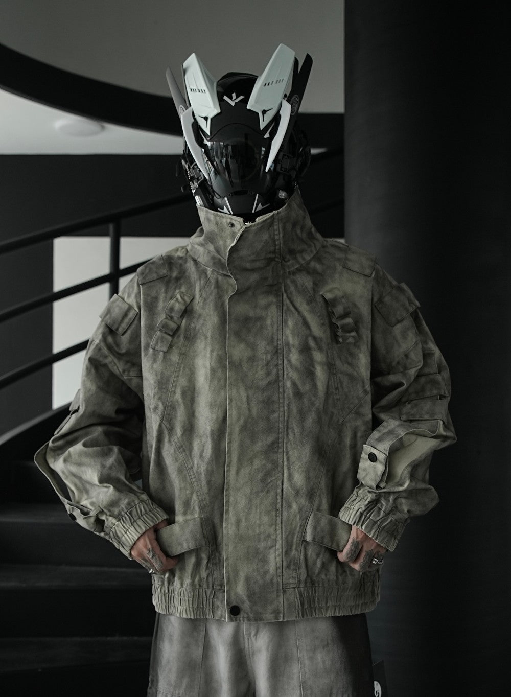 Oversize Stand Neck Multi-Pocket Jacket WN27910