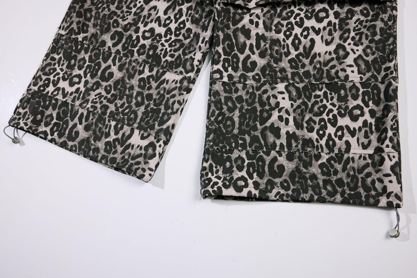 Leopard Print Wide Leg Cargo Pants WN26043
