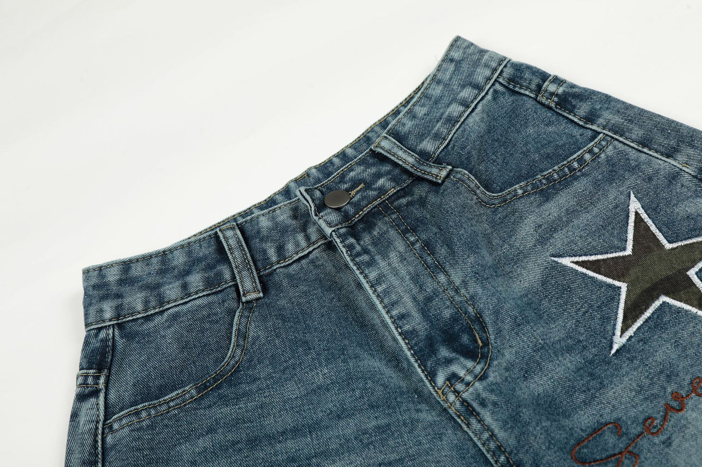 Washed Star Applique Wide Leg Denim Jeans WN25451