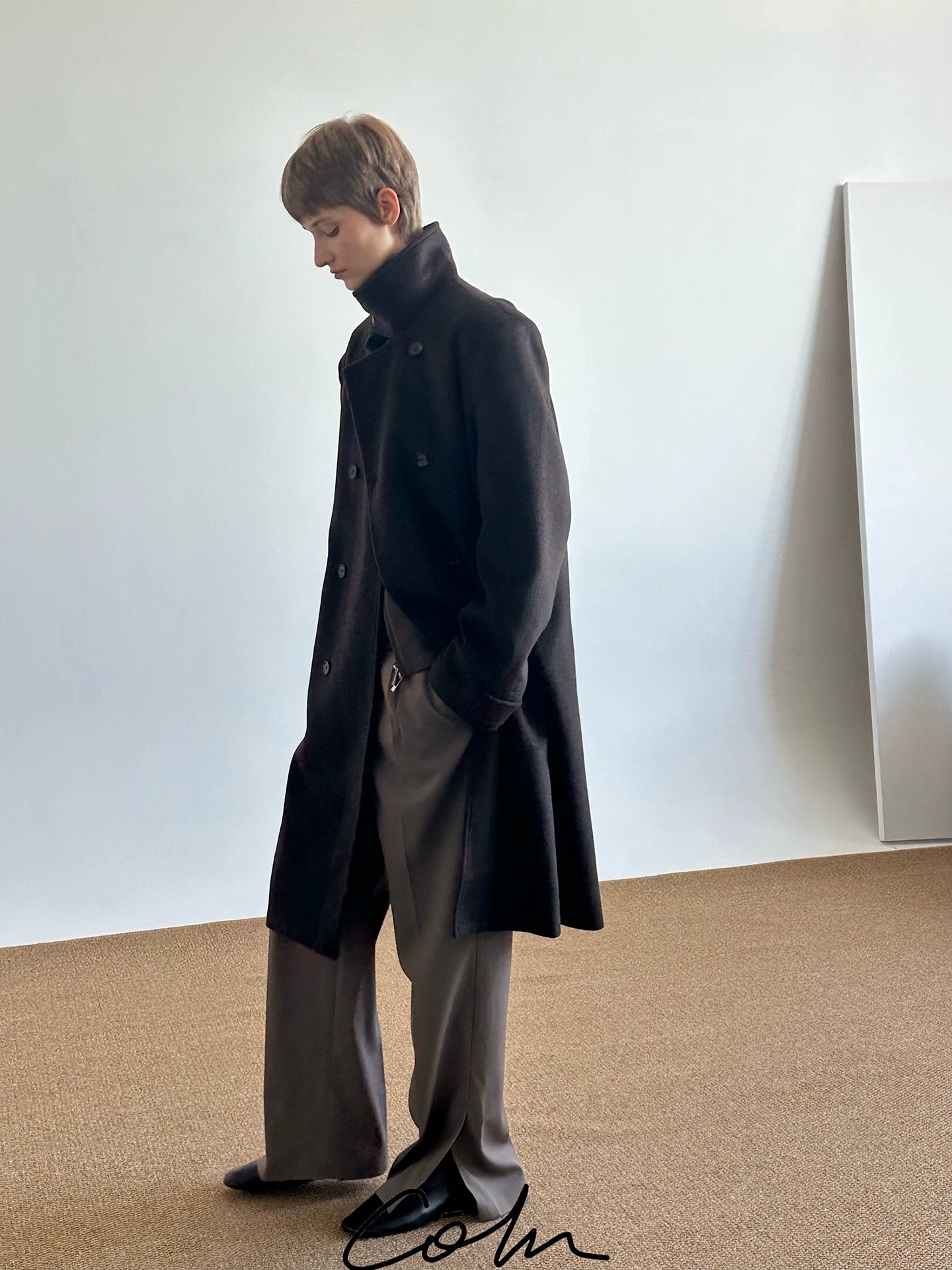 Standing-Collar Double-Breasted Wool Coat WN21642