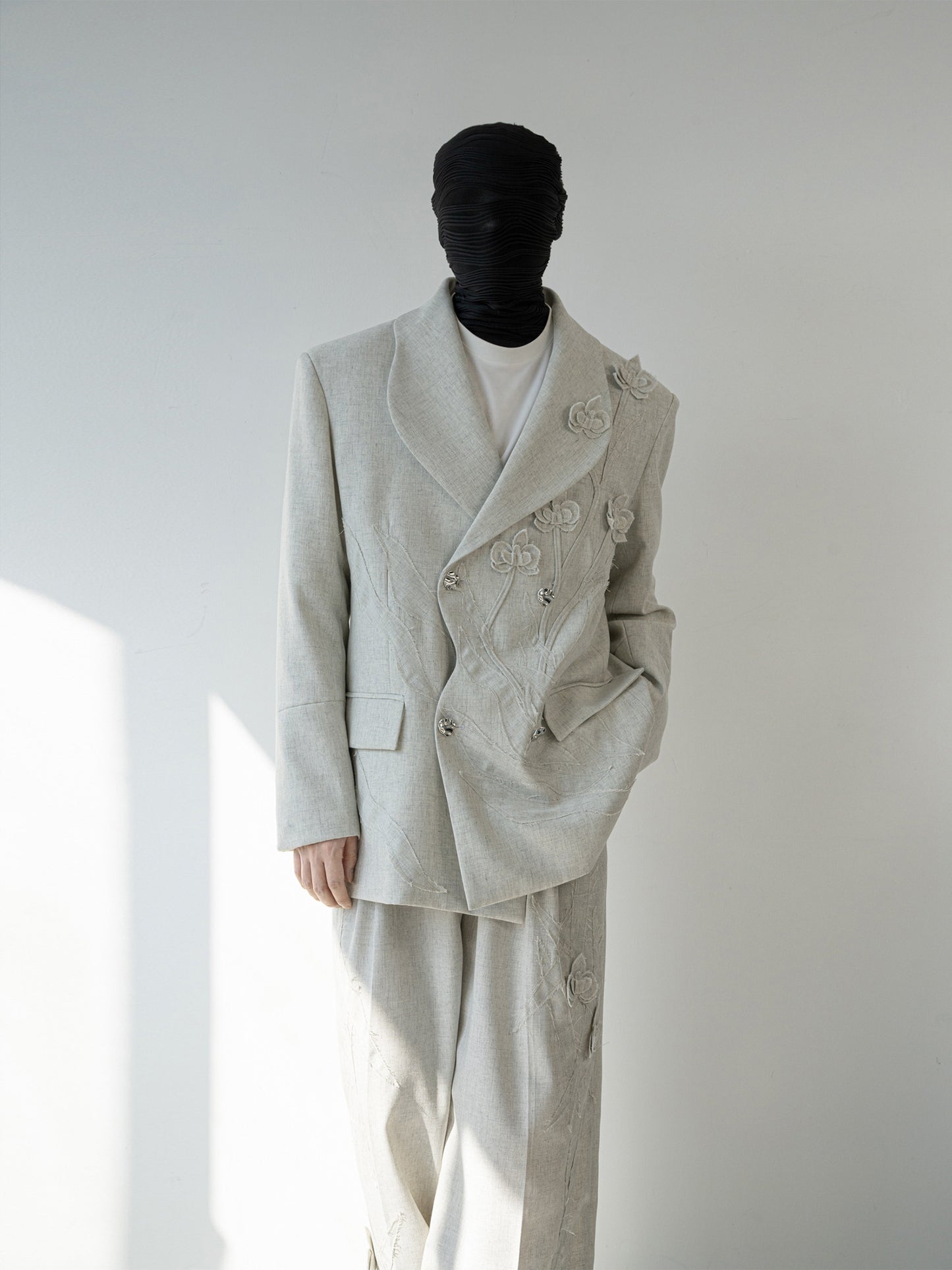 3D Flower Design Oversize Tailored Jacket & Trousers Setup WN23841