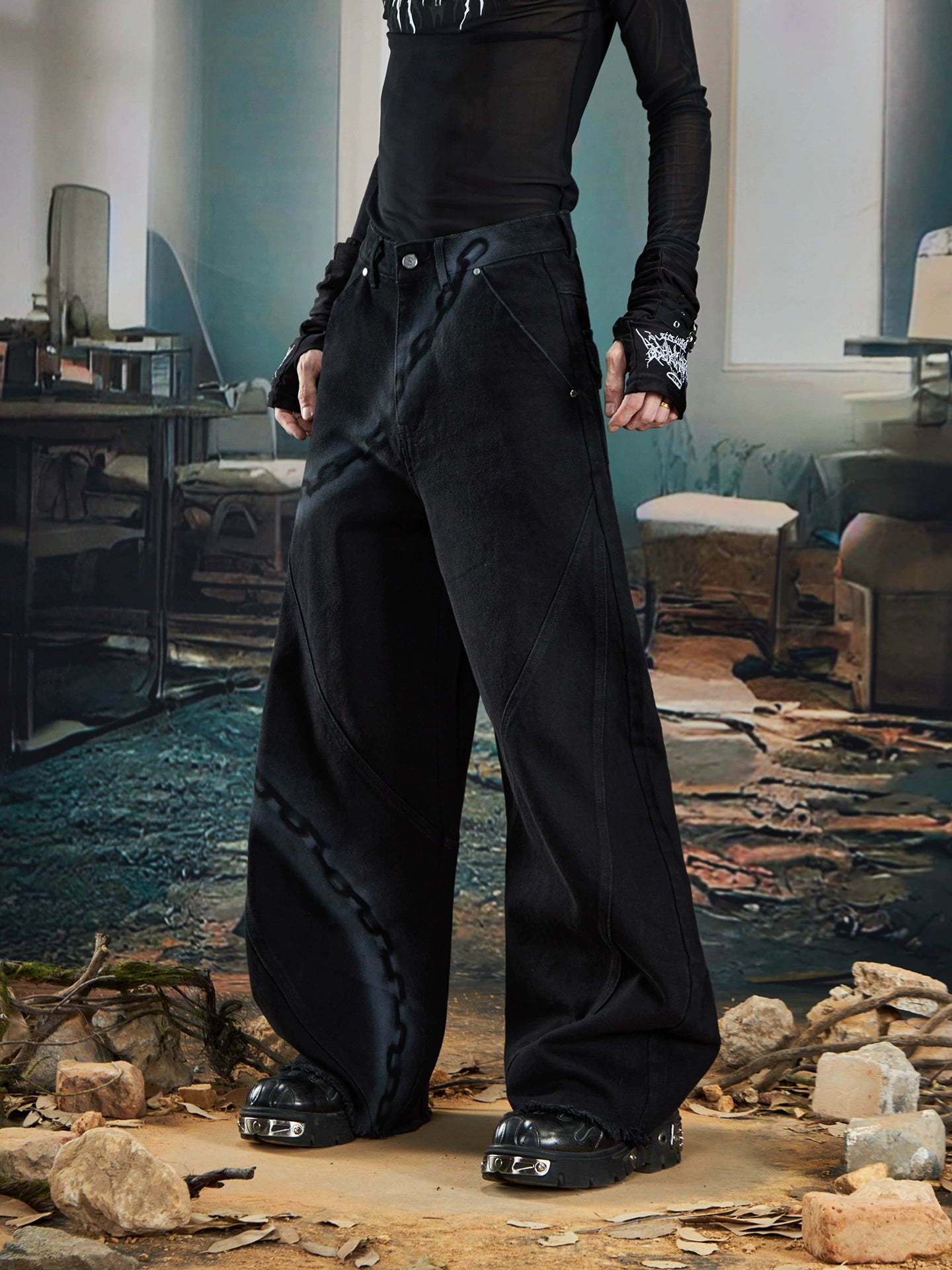 Spray Paint Graffiti Chain Washed Wide Leg Denim Jeans WN20574