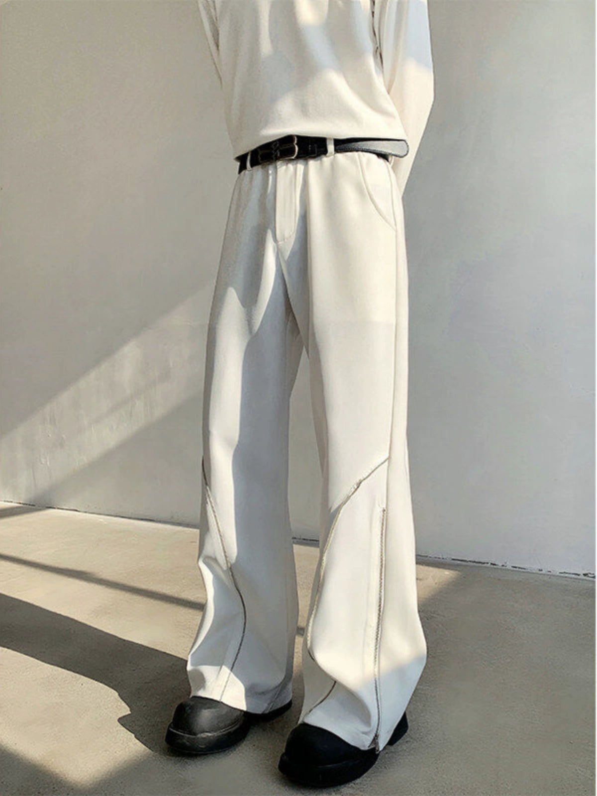 Zipper Detail Flare Trousers WN19268