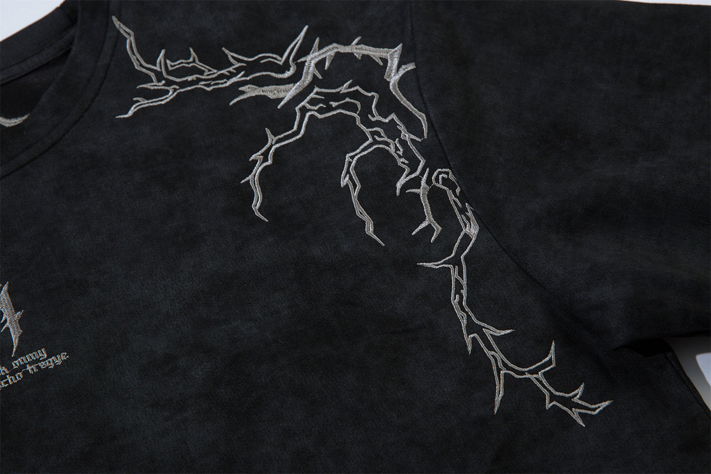 Embroidery Suede Design Oversize Short Sleeve T-Shirt WN15080