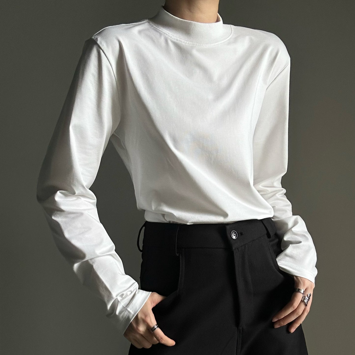 Structured Shoulder High-Neck Long Sleeve T-Shirt WN23128