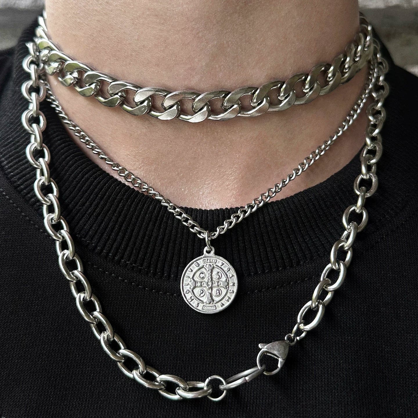 WN25085 Yang Yifan trendy brand necklace versatile personality men's necklace pendant hip-hop street fashion design sense coin pendant WN25085