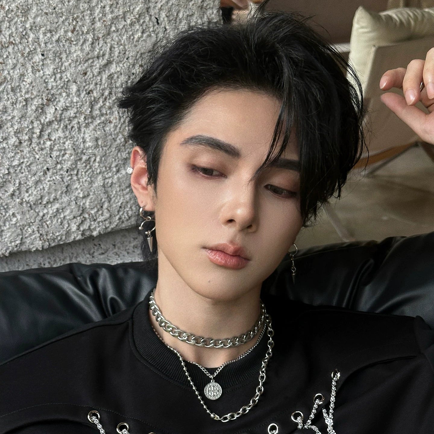 WN25085 Yang Yifan trendy brand necklace versatile personality men's necklace pendant hip-hop street fashion design sense coin pendant WN25085