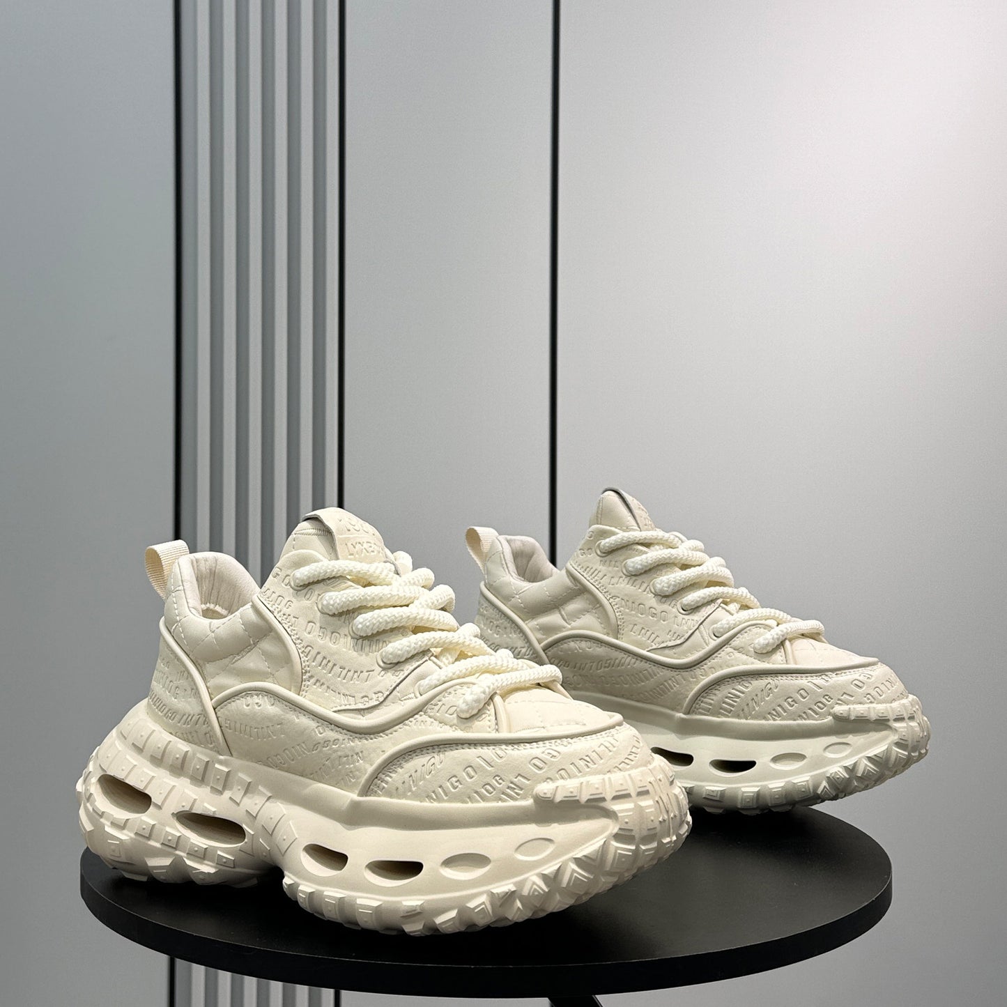 Embroidery Air Sole Chunky Sole Sneakers WN24611