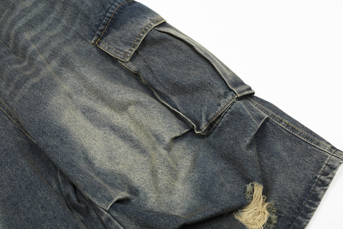Washed Damage Cargo Pocket Denim Half Pants WN25699