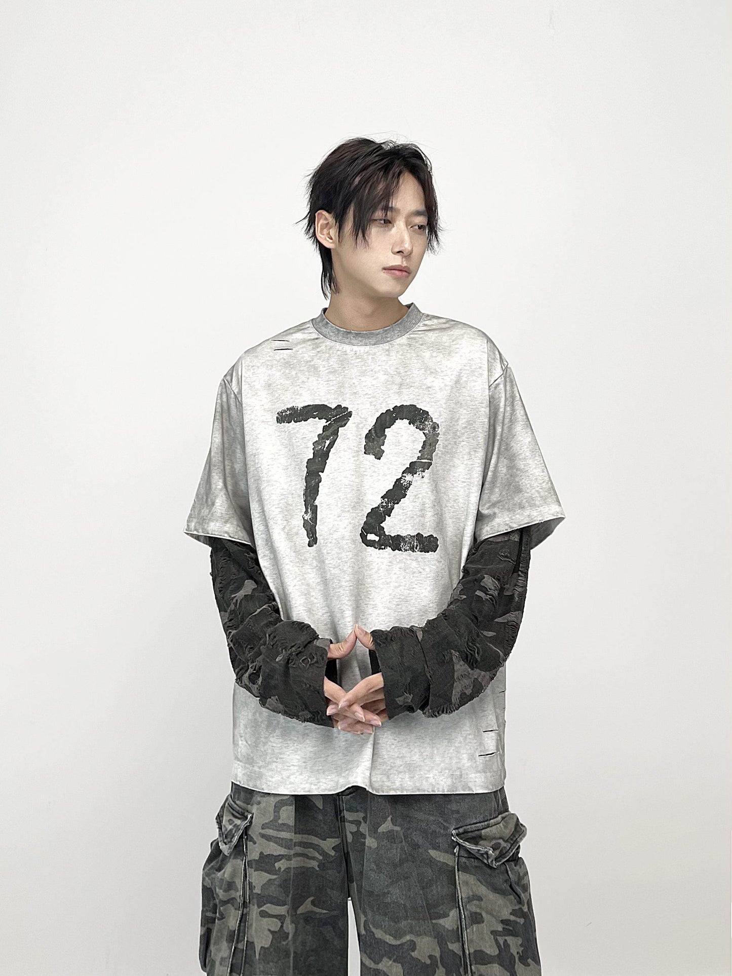 Fake Layered Number Print Damage Long Sleeve T-Shirt WN24286