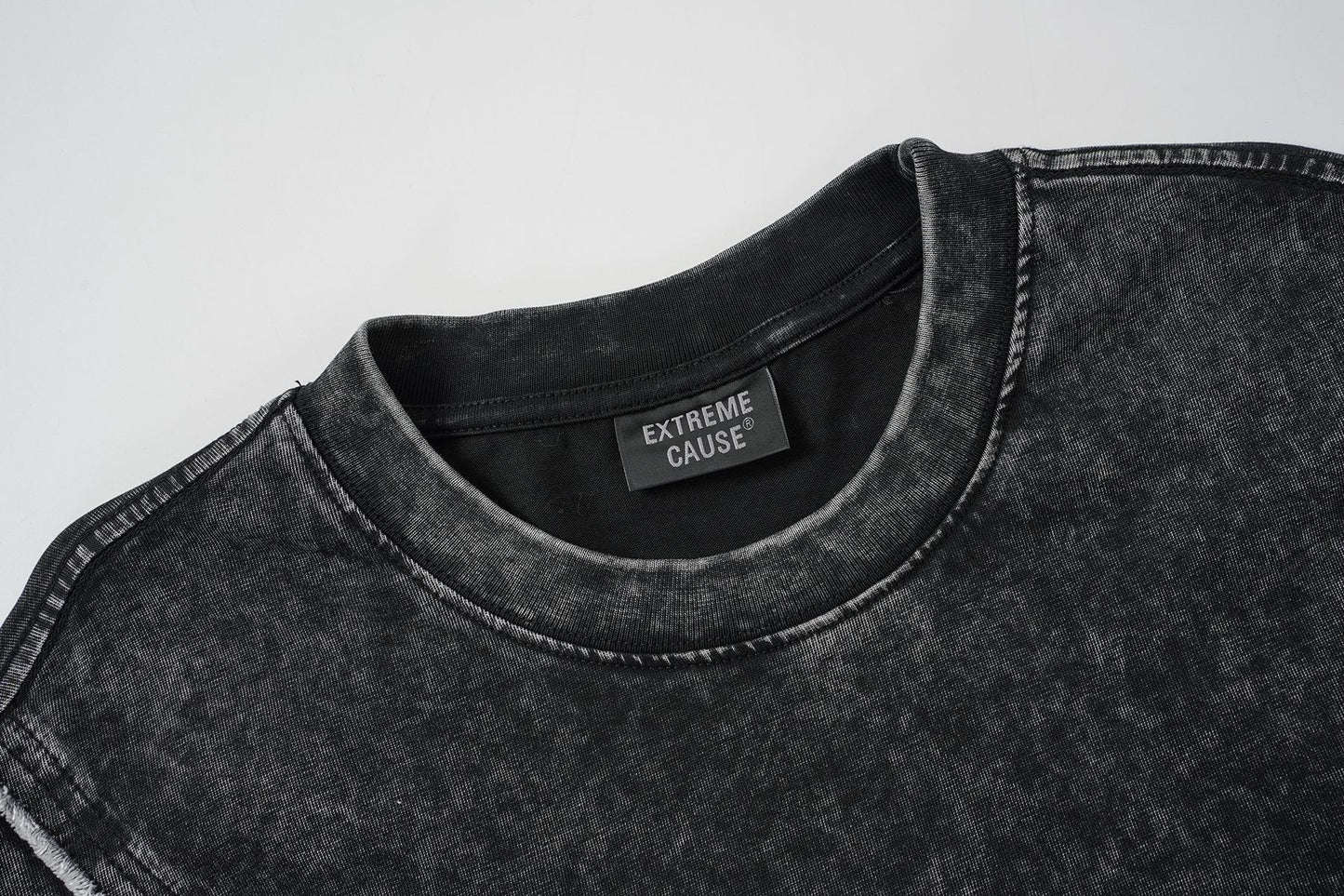 Acid Washed Raw-Edge Splice Short Sleeve T-Shirt WN25726