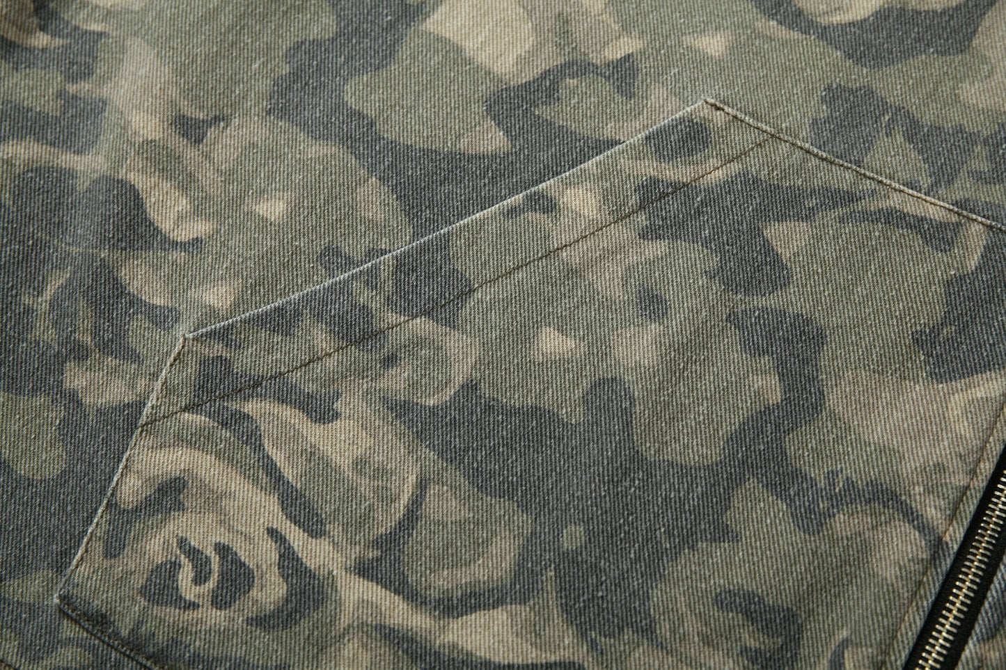 Patchwork Graffiti Camouflage Jacket WN12999