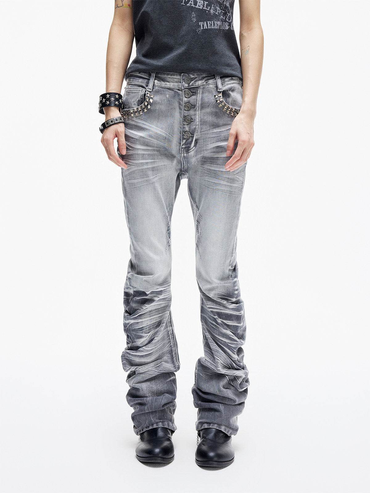 Stud Button Whisker Damage Denim Jeans WN27351