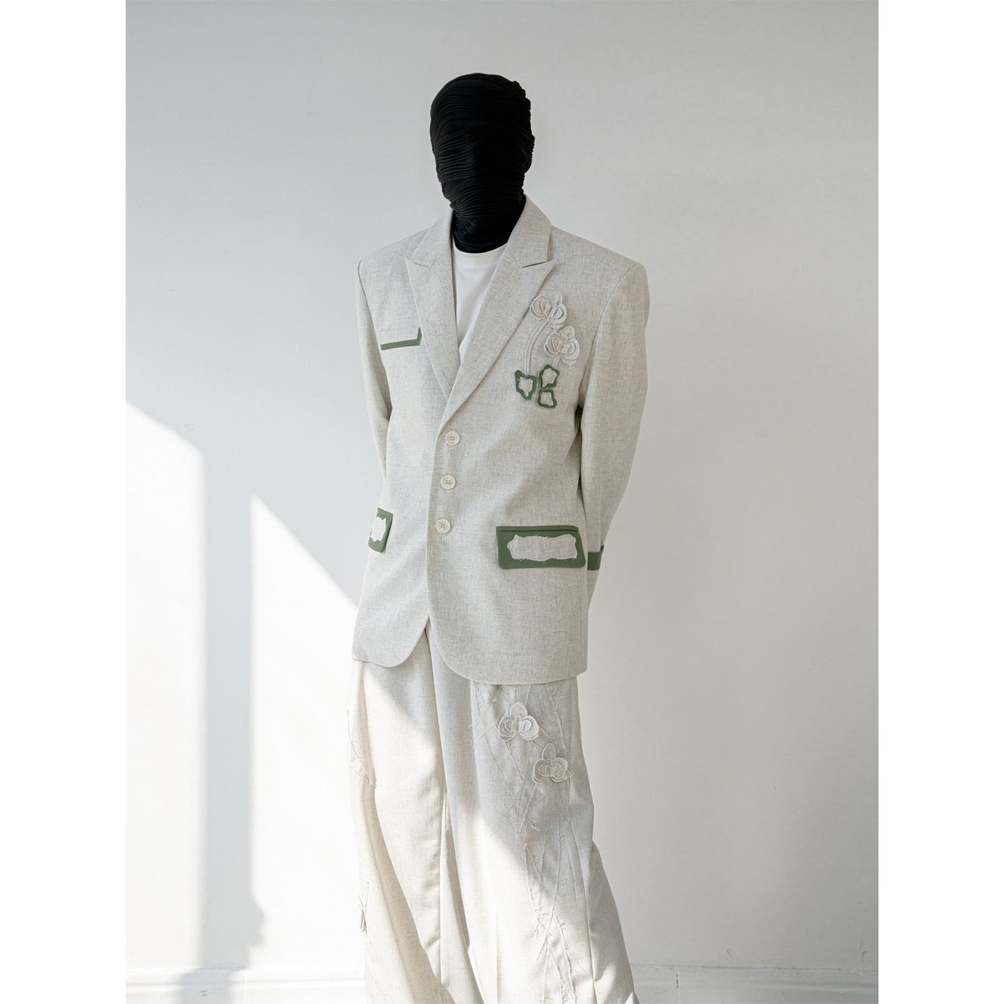 Linen Blend 3D Flower Tailored Jacket & Trousers Setup WN23838