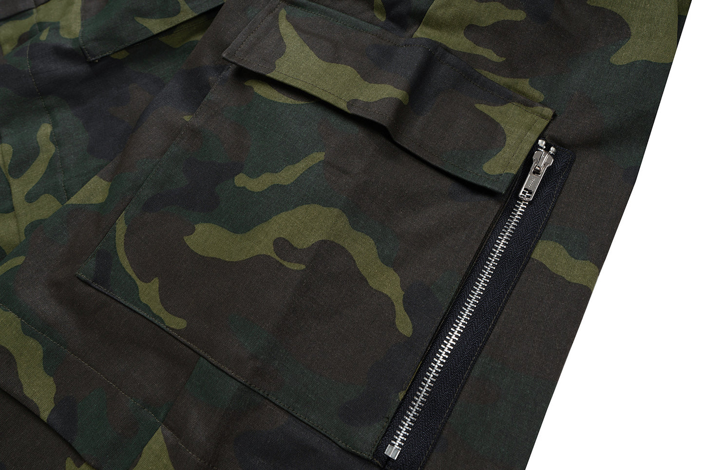 Camouflage Wide-Leg Cargo Pants WN11344