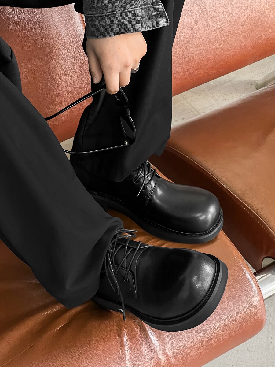 Lace Up Plain PU Leather Round Toe Shoes WN24563