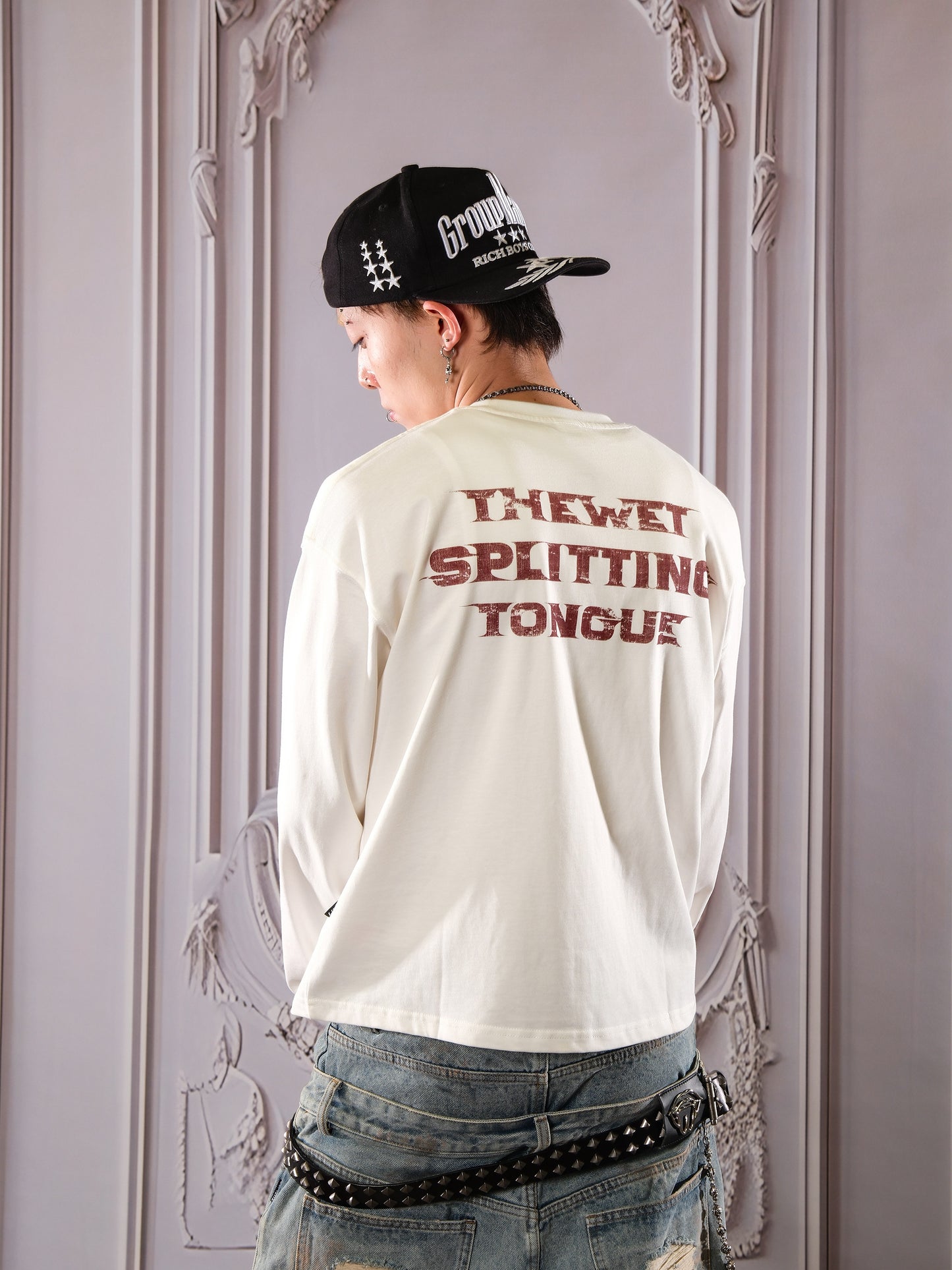 Lip Crack Letter Print Long Sleeve T-Shirt WN26647