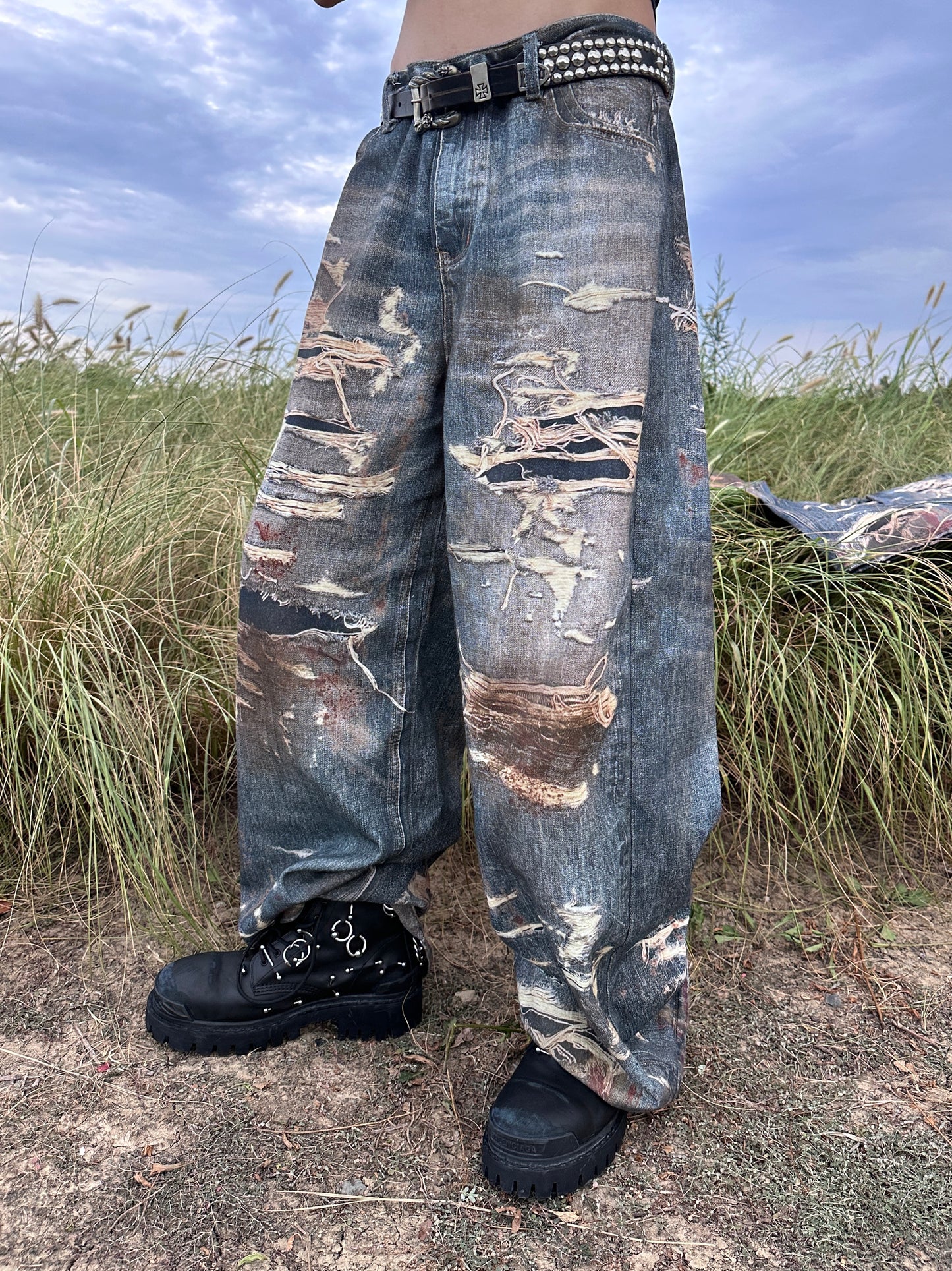 Washed Dirty Stain Damage Digital Print Denim Jeans WN19686