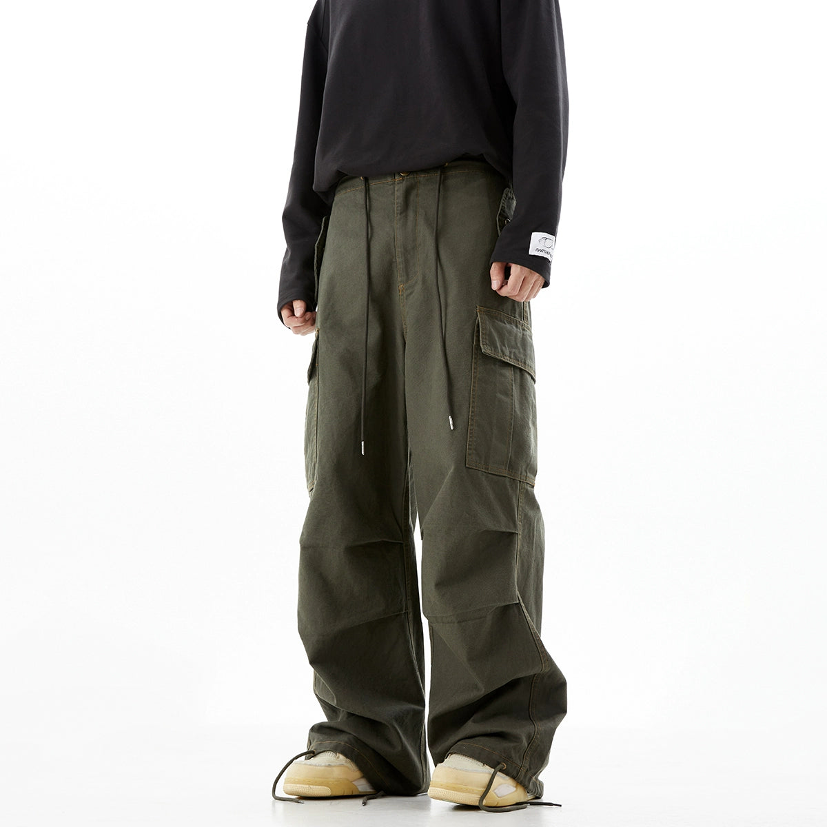 Multiple Pockets Wide-Leg Parachute Cargo Pants WN10378