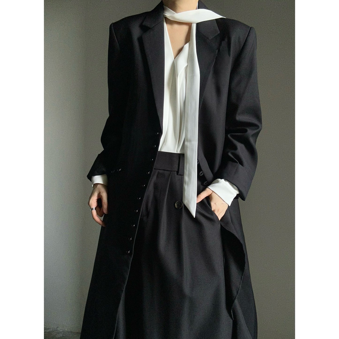 Structured Shoulder Long Coat WN23129