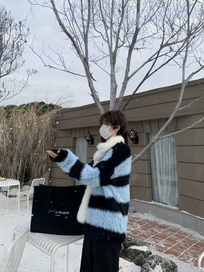 Stripe Fake Fur Pullover Knit Sweater WN19922