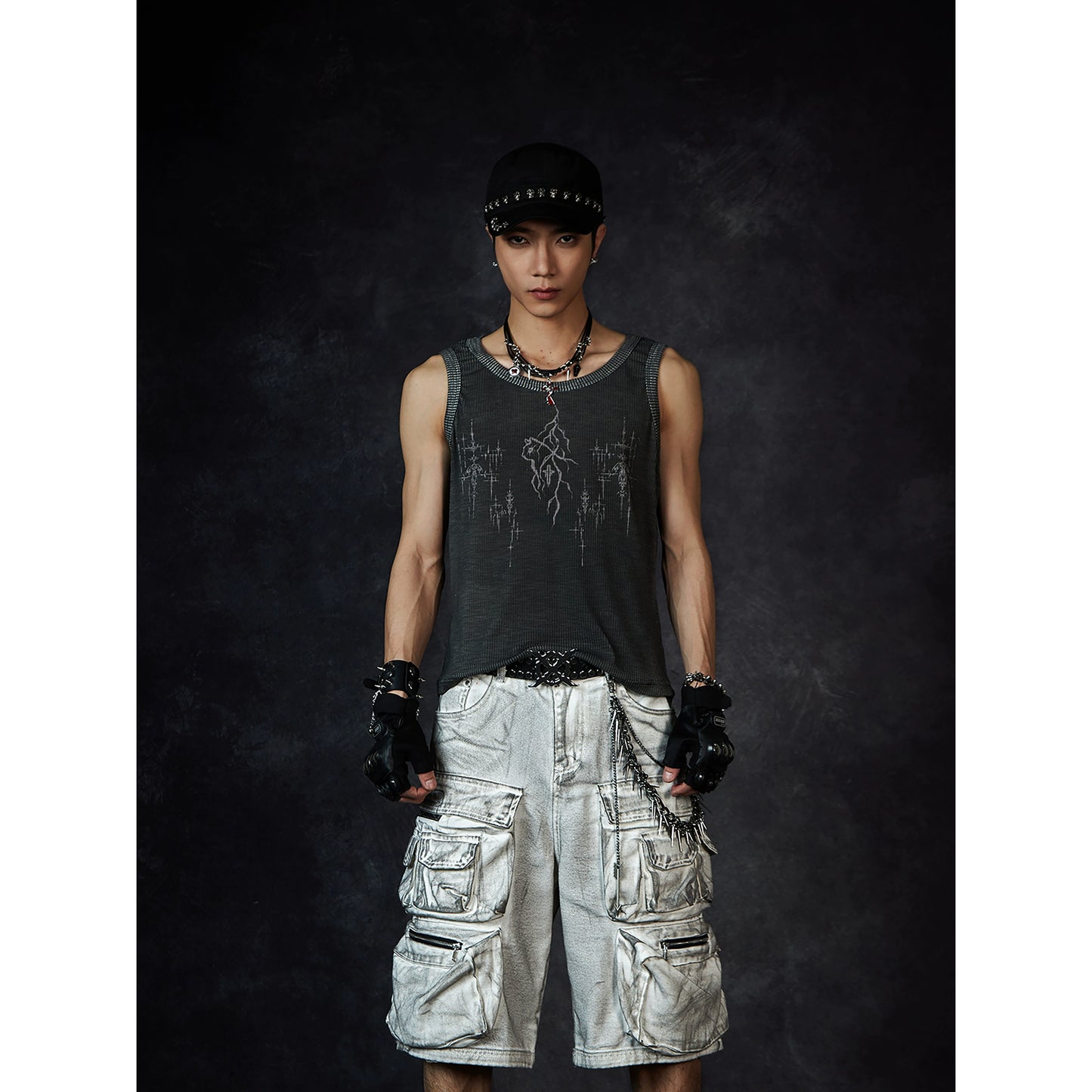 Embroidery Design Washed Dyed Sleeveless T-Shirt WN18436