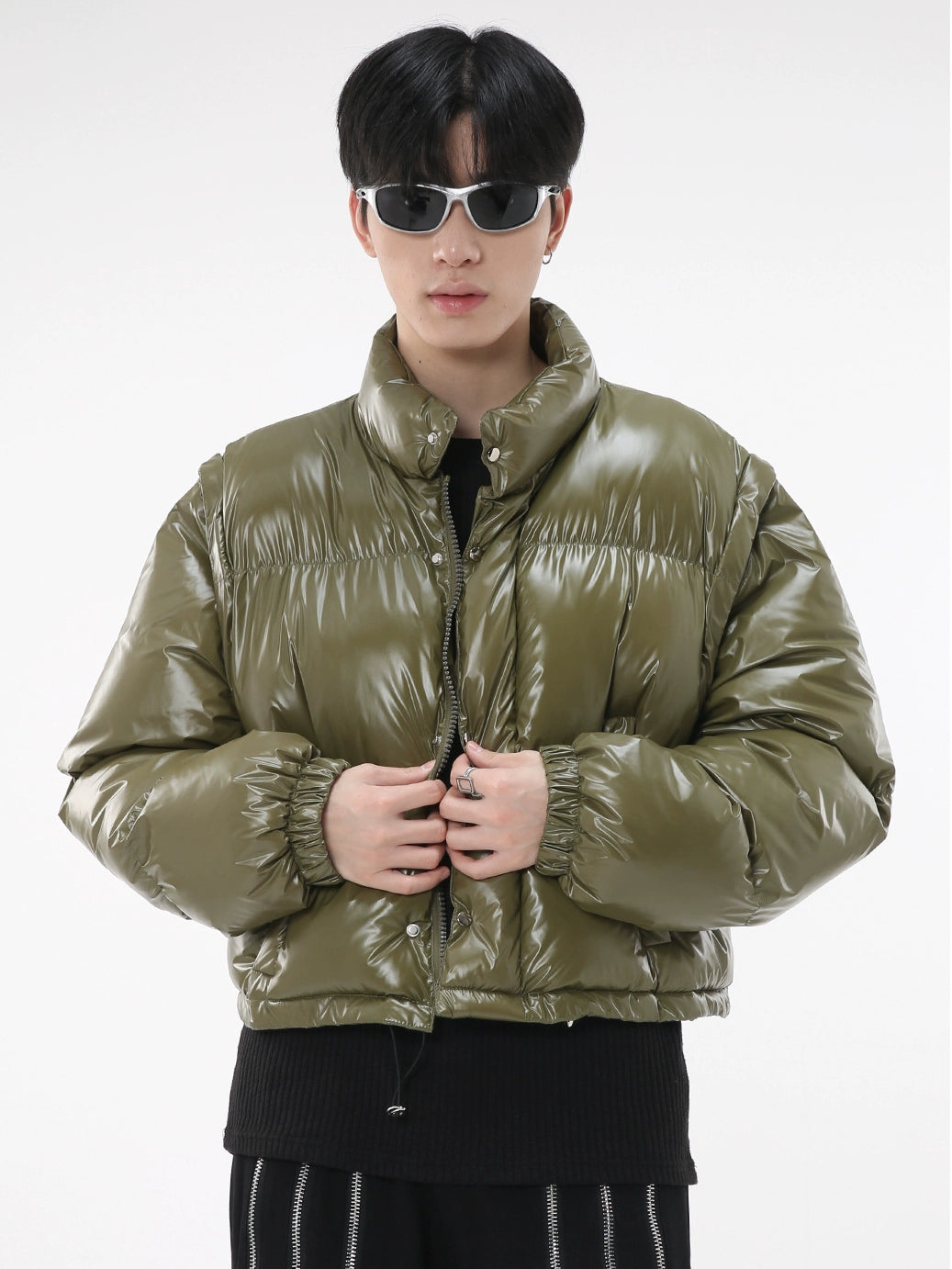 Detachable Sleeve Enamel Short Puffer Jacket WN9377