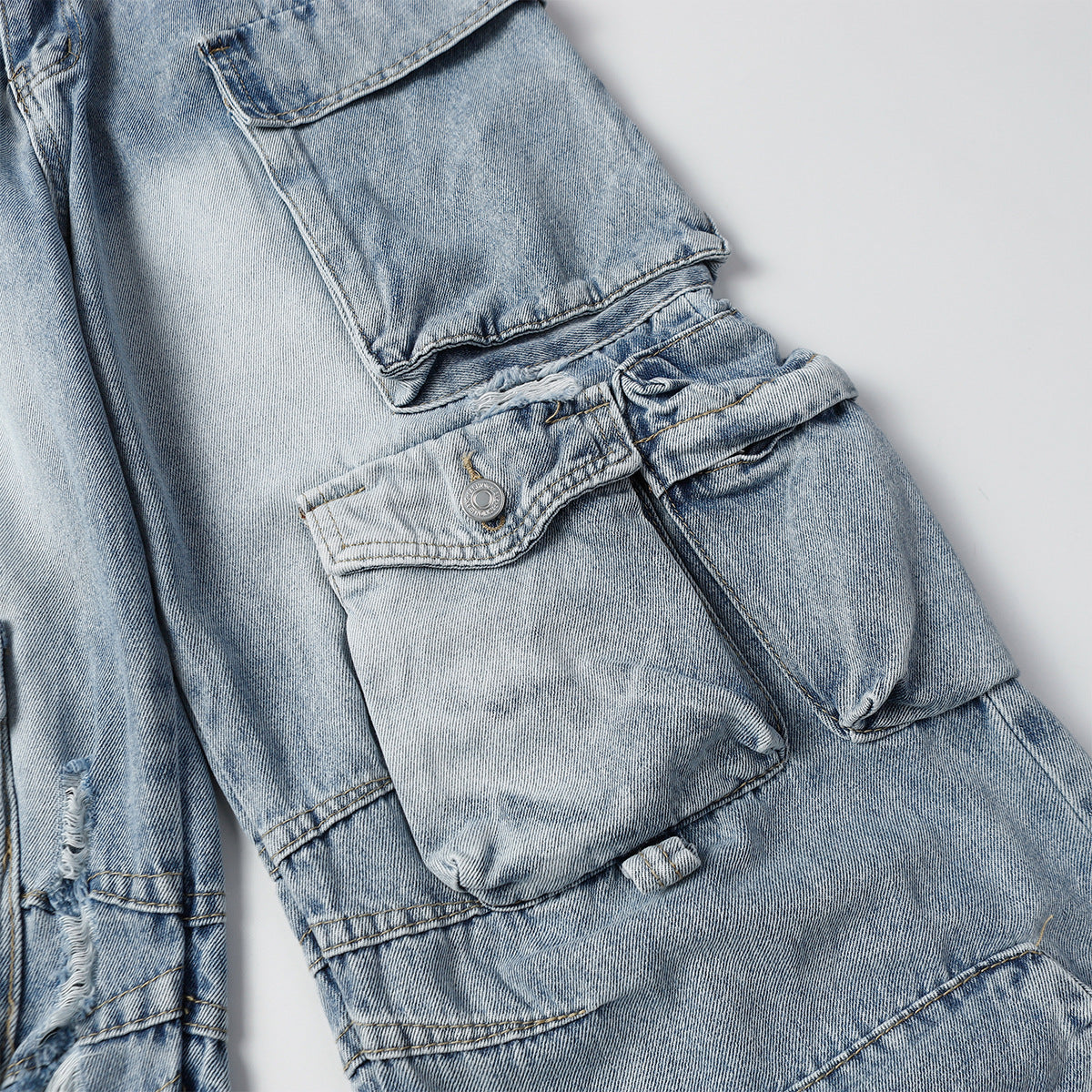 Multi-Pocket Washed Wide-Leg Cargo Denim Jeans WN11280
