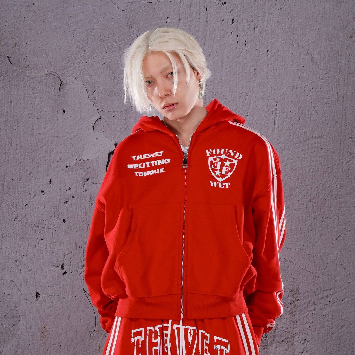 Stripe Badge Letter Zipper Hoodie WN26670