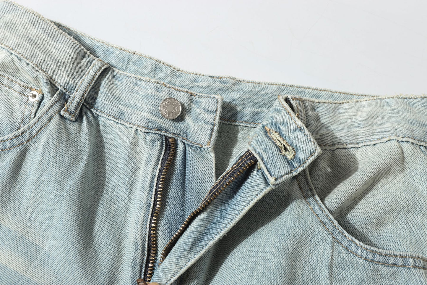 Washed Whisker Wide Leg Denim Jeans WN25873