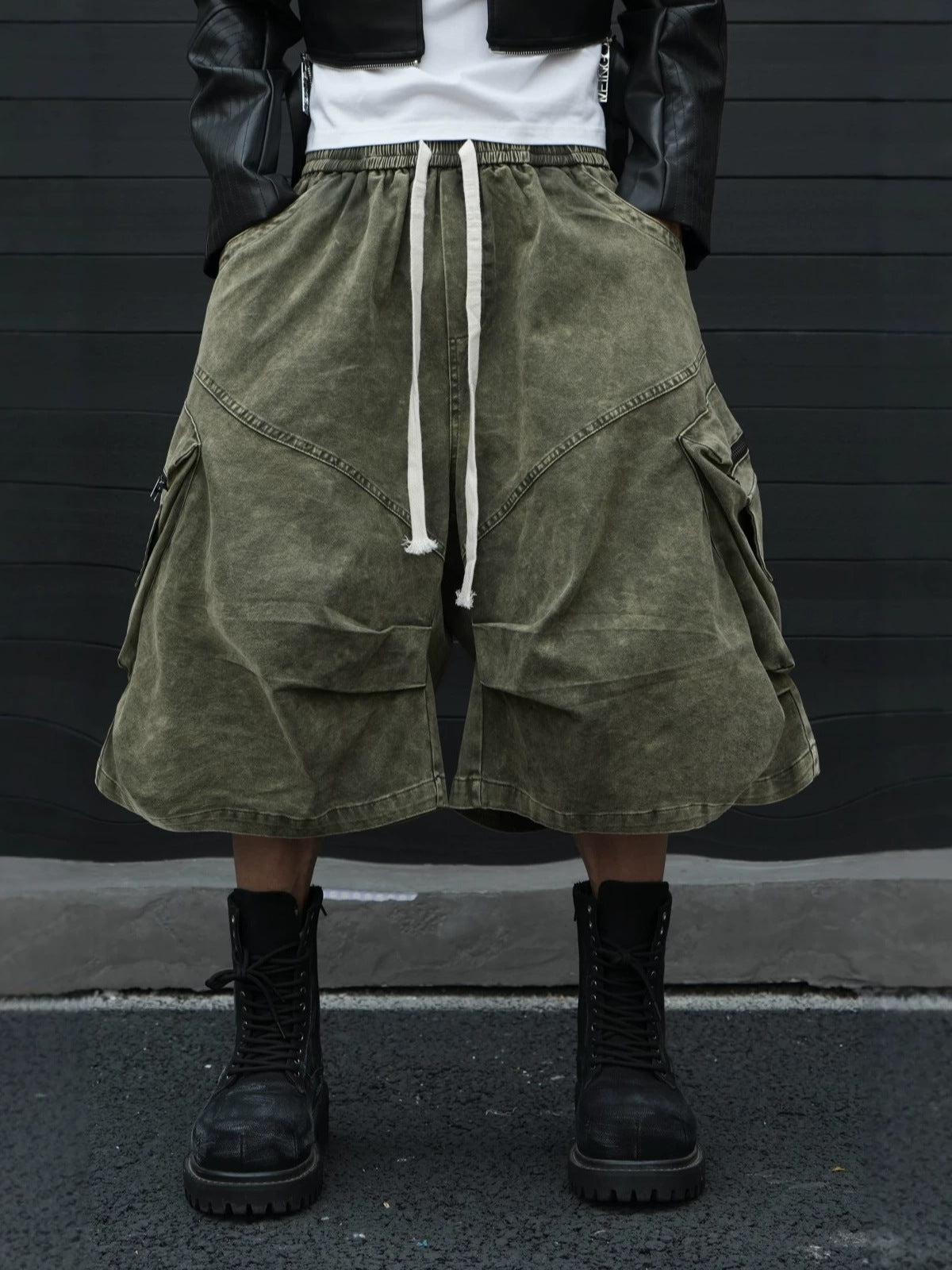 Zipper Multi-Pocket Wide Leg Half Pants WN27861