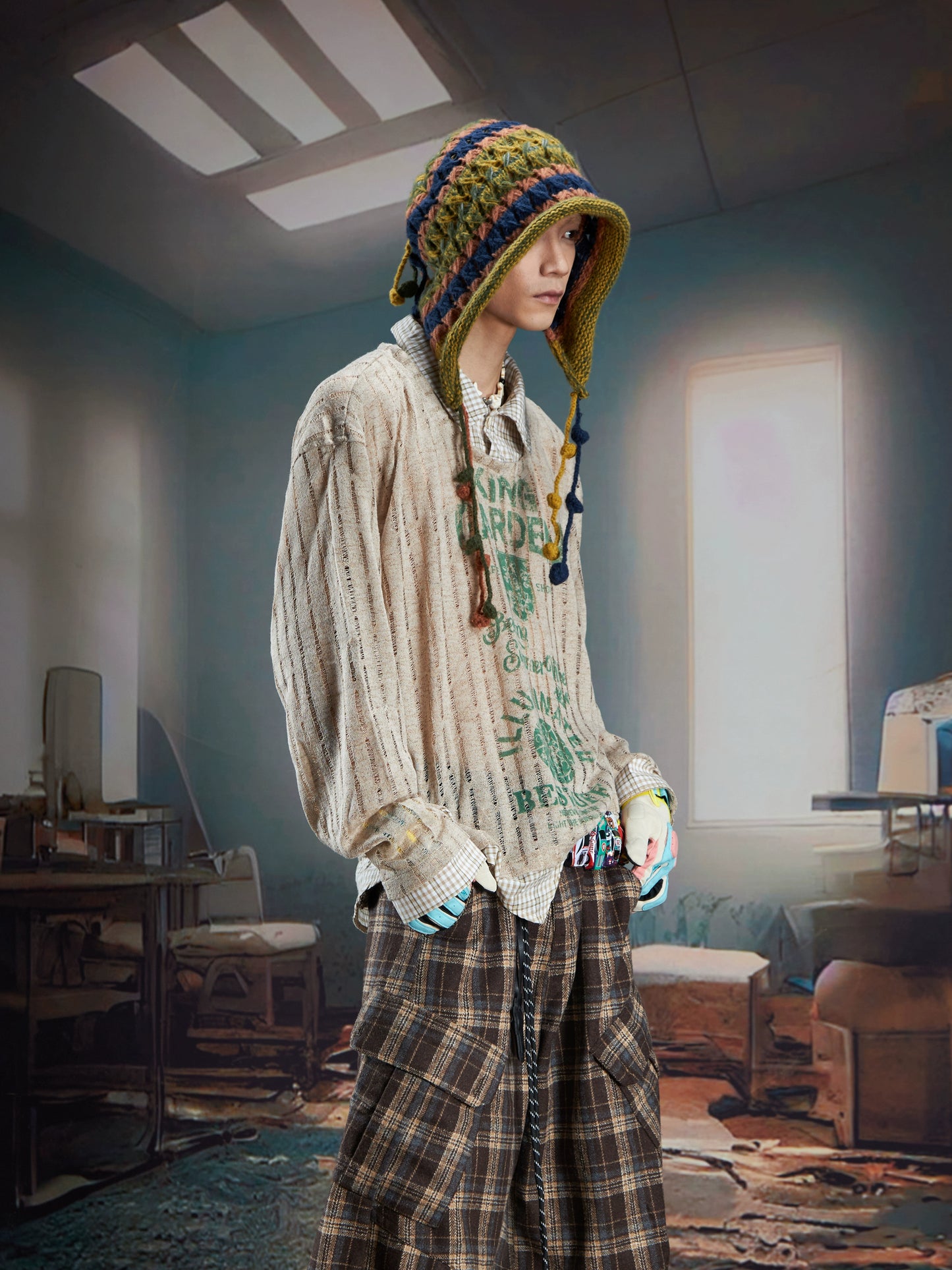 Fake Layered V-Neck Patchwork Long Sleeve T-Shirt WN21359