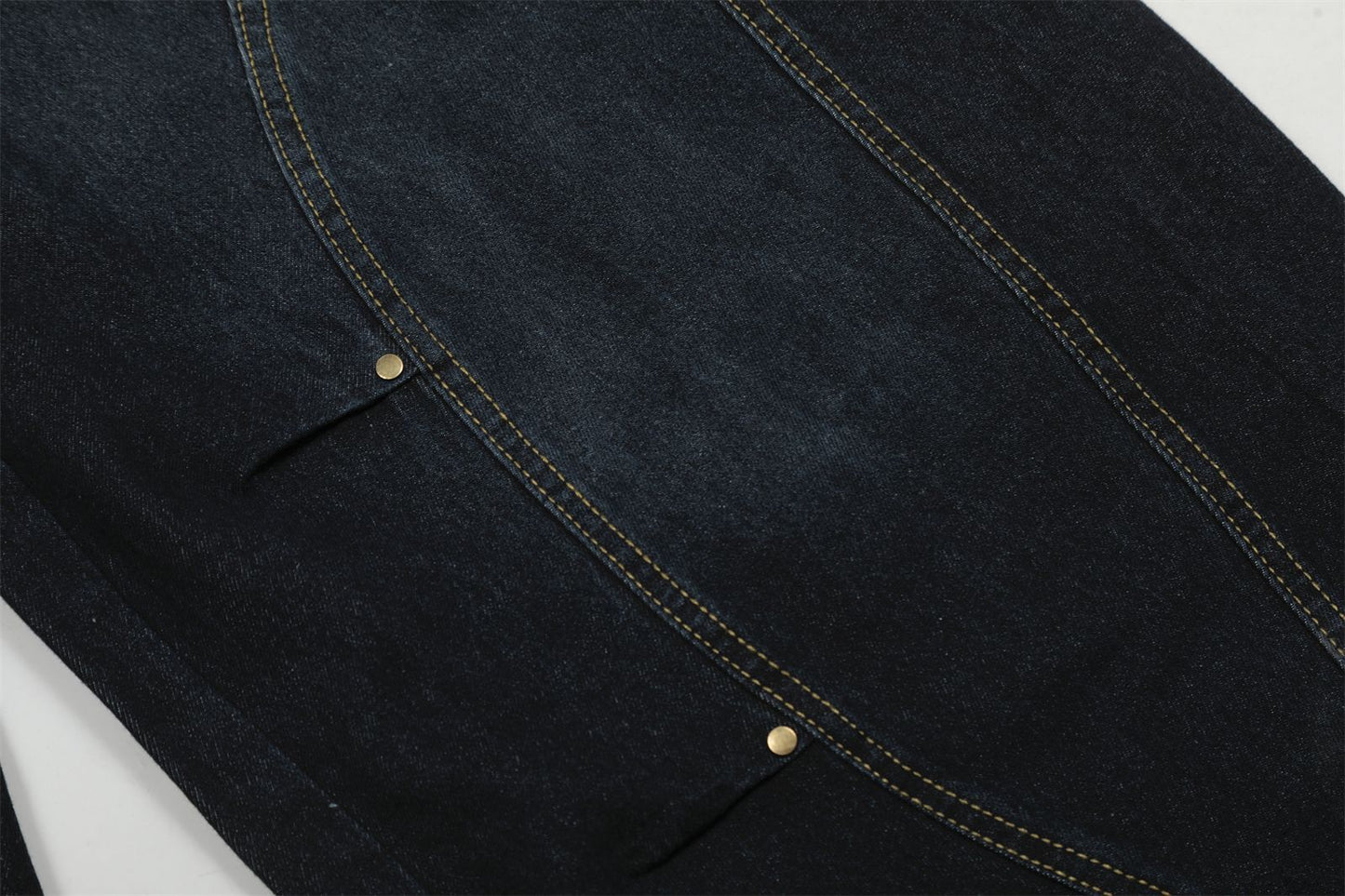 Beaded Washed Curved-Cut Wide-Leg Denim Jeans WN15048