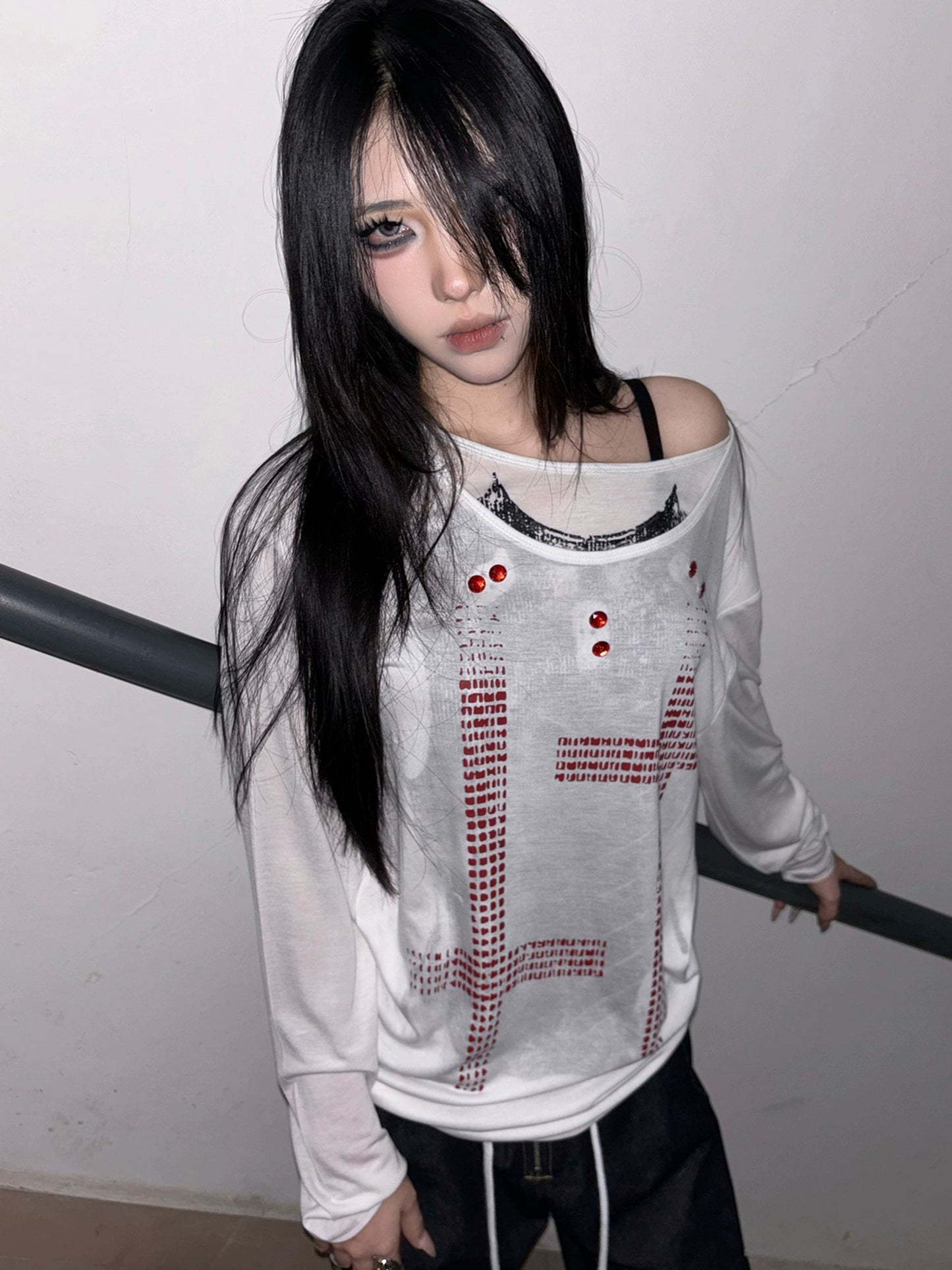 Graphic Design Fake Layered Long Sleeve T-shirt WN20908