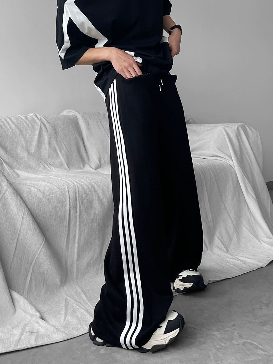 Sleeveless Hooded Vest & Wide Leg Sporty Pants Setup WN9523