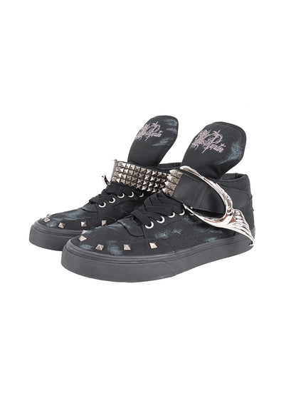 Metal Wing Stud Lace-Up Sneakers WN26709