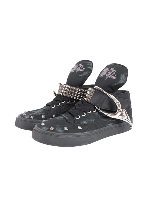 Metal Wing Stud Lace-Up Sneakers WN26709