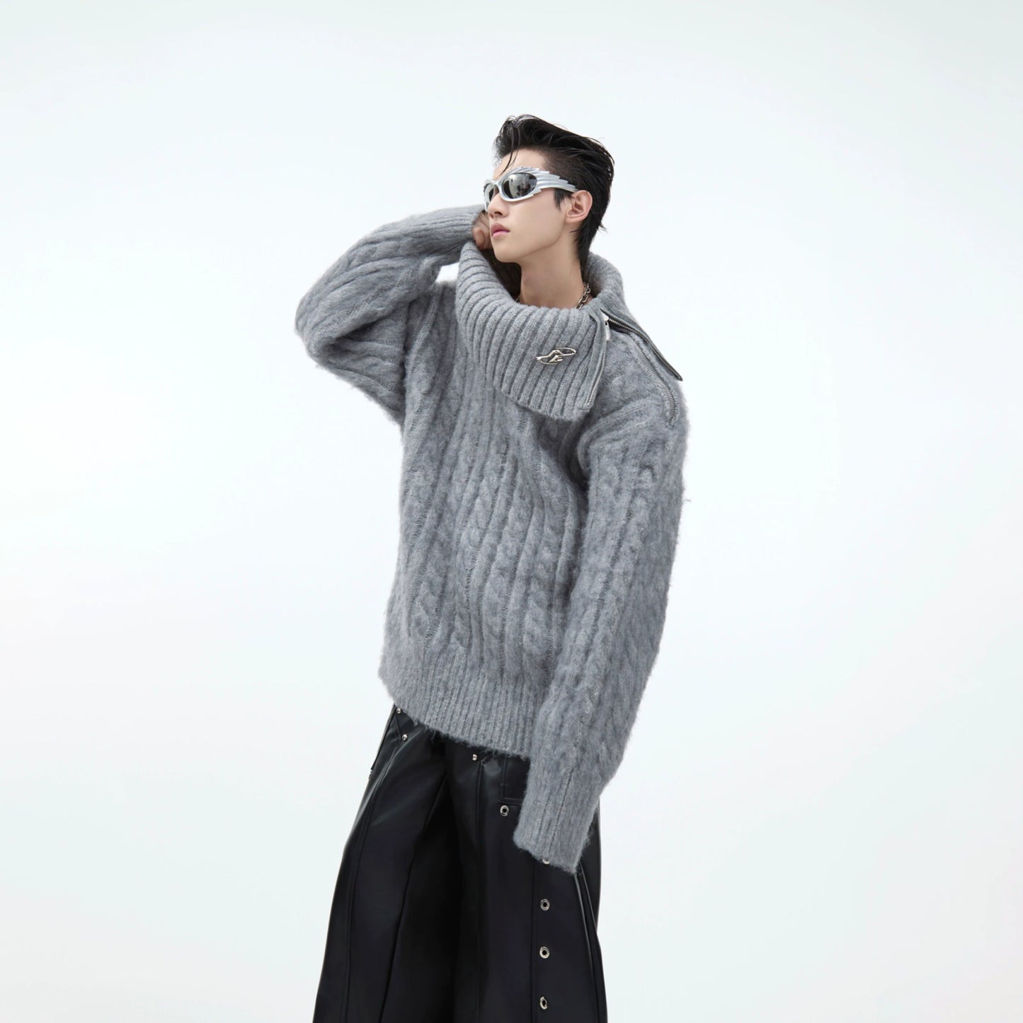 Bolume High-neck Oversize Furry Knit Sweater WN9869