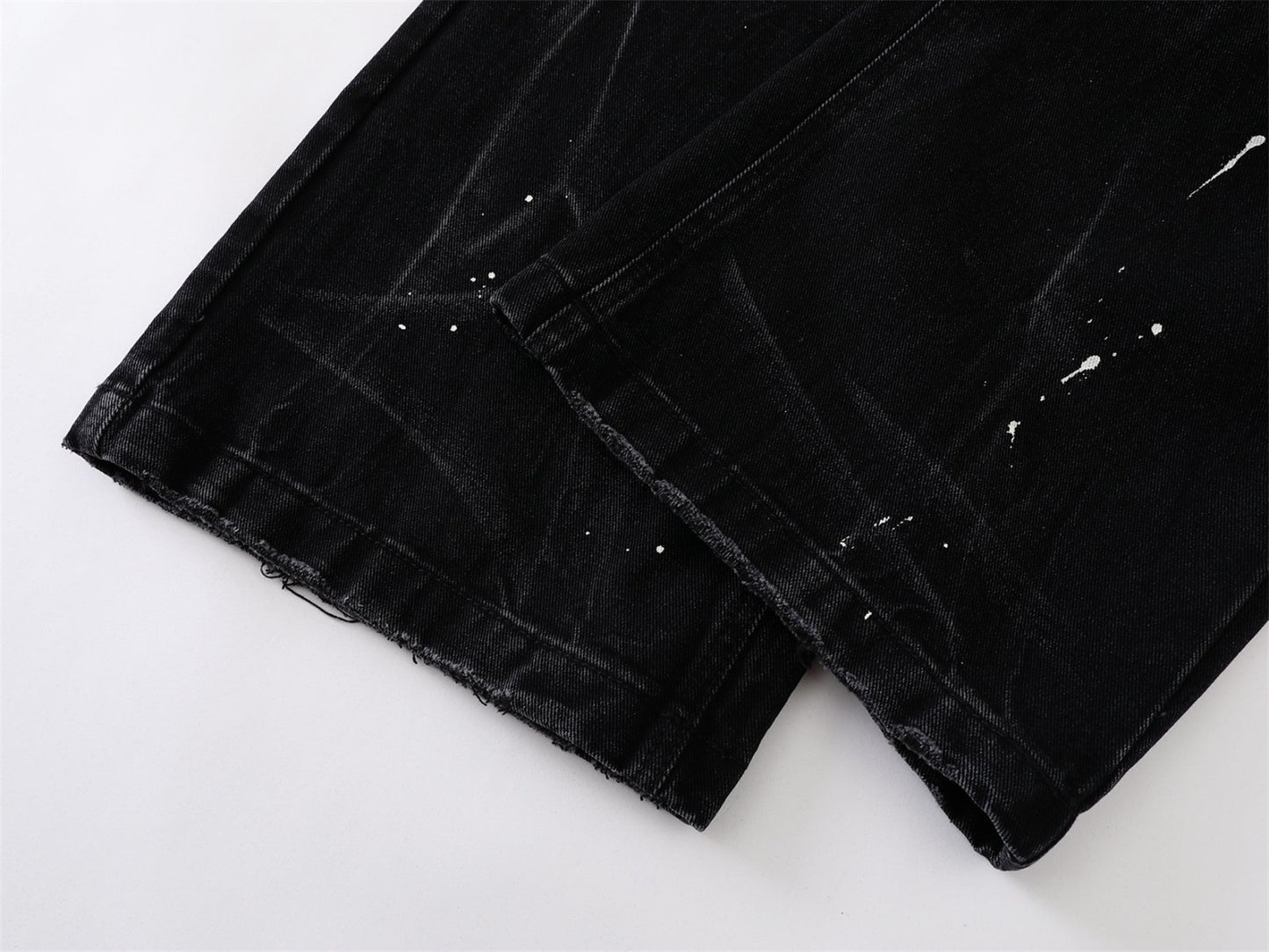 Whisker Paint Straight Denim Jeans WN26759