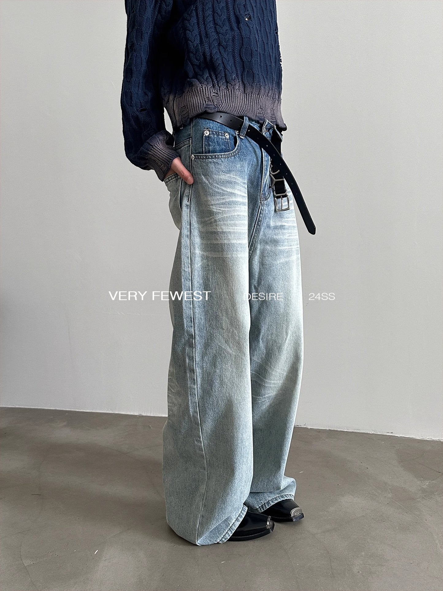 Gradient Washed Wide-Leg Straight Denim Jeans WN8928