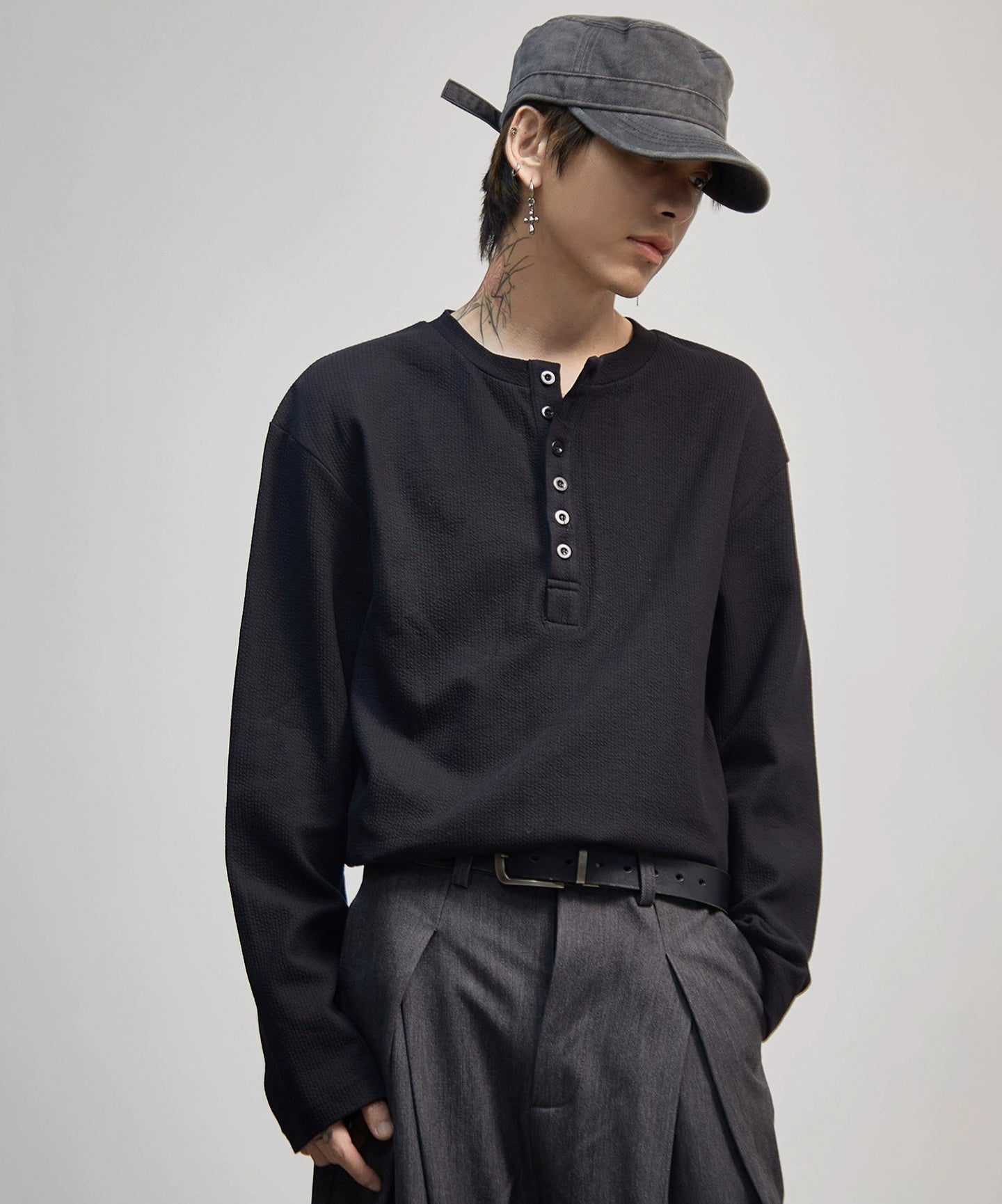 Half-Button Plain Long Sleeve T-Shirt WN21185