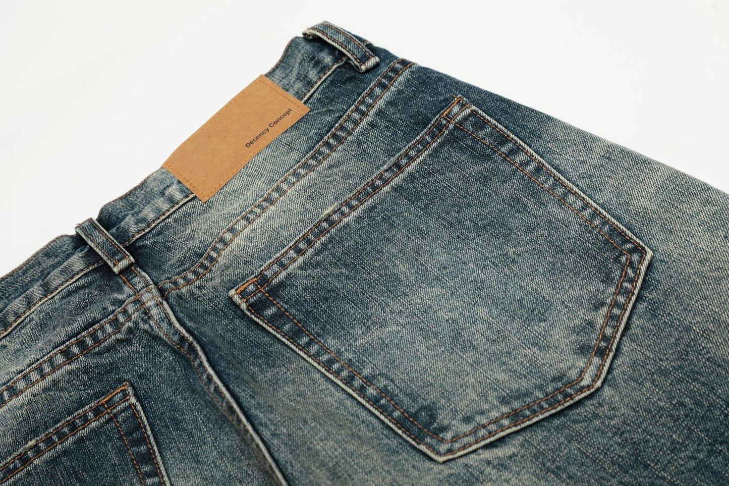 Damage Whisker Wash Straight Denim Jeans WN25951