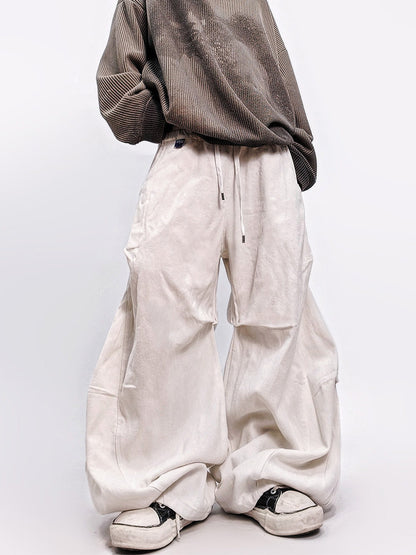 Pleats Curved Cut Wide Leg Denim Jeans WN23984