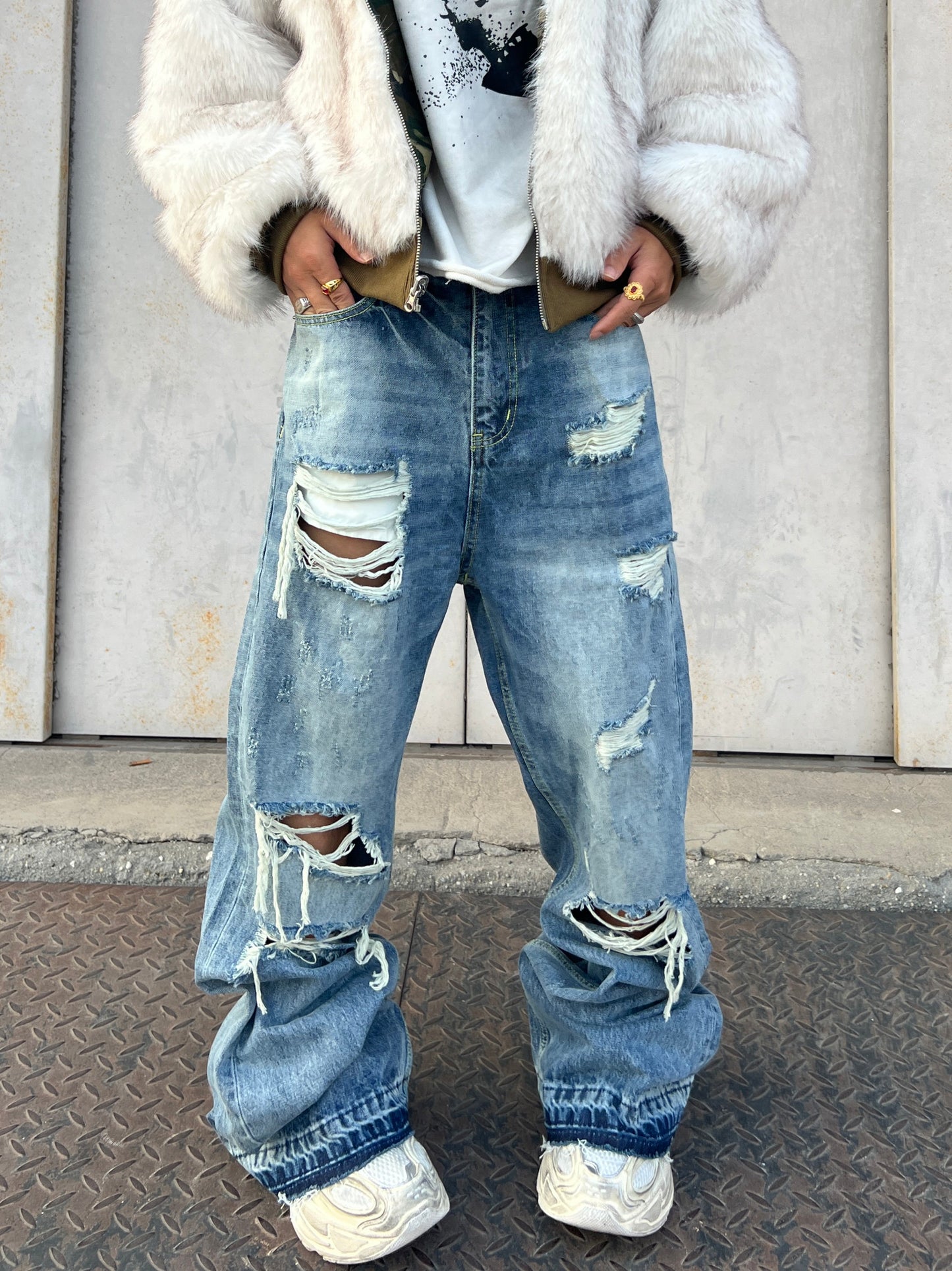 Damage Washed Flare Denim Jeans WN24128
