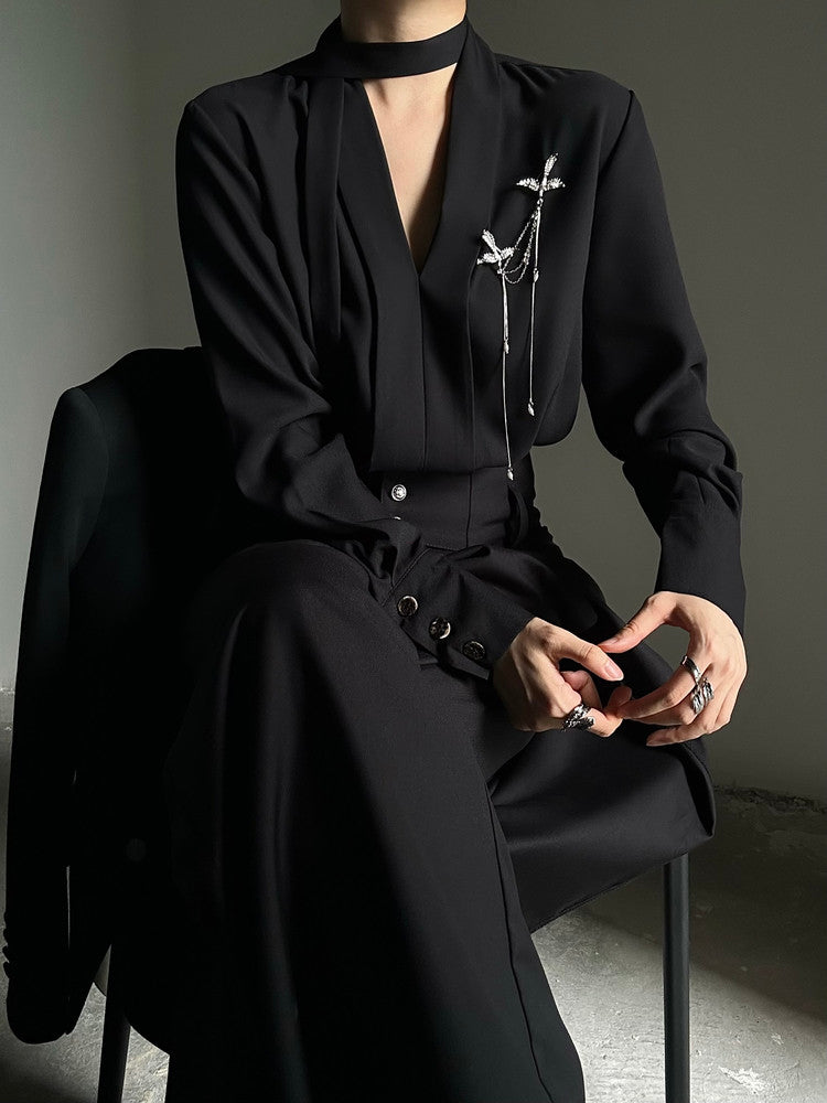 V-Neck Tie Drape Long Sleeve Shirt WN23130